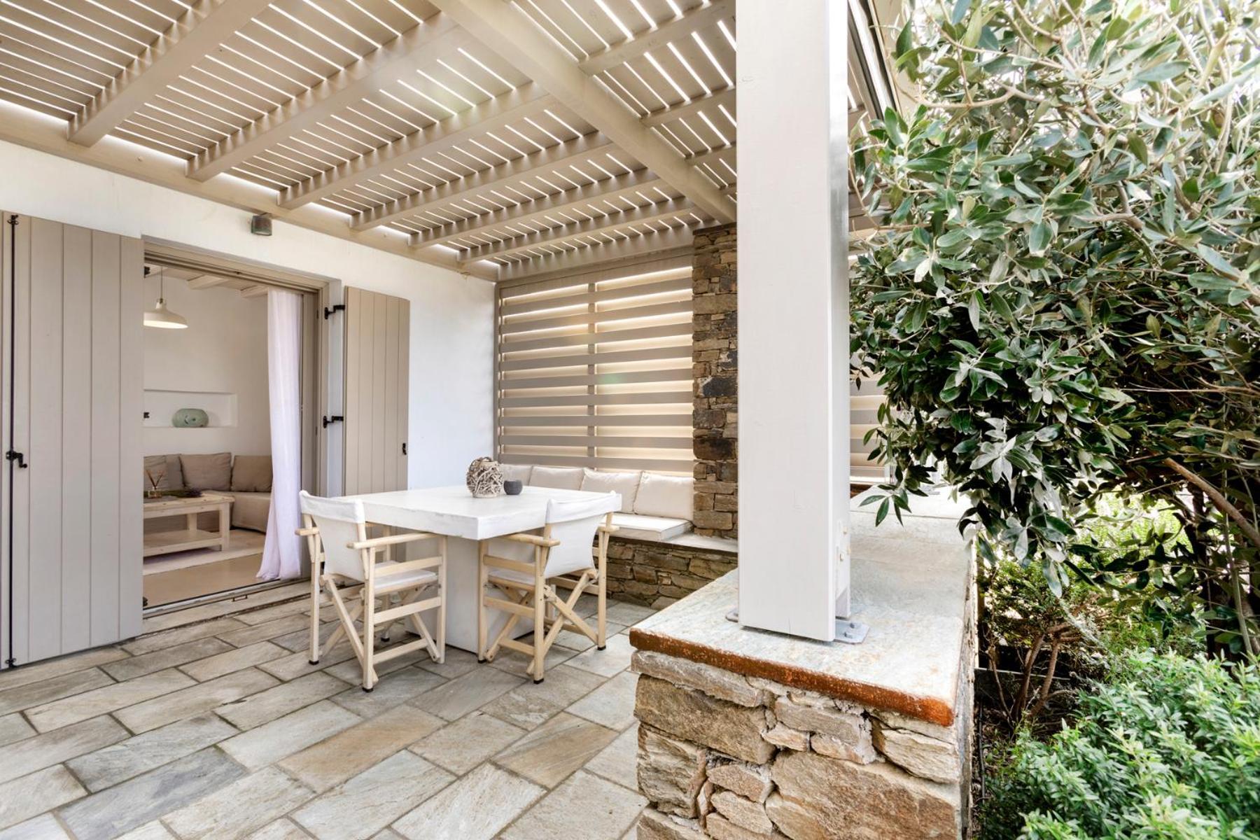 White Tinos Luxury Suites Steni Exterior photo